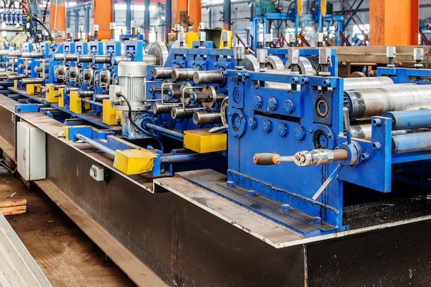 Steel roll-forming and processing line in a service center